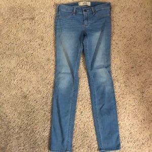 Mid-ride Hollister jean leggings